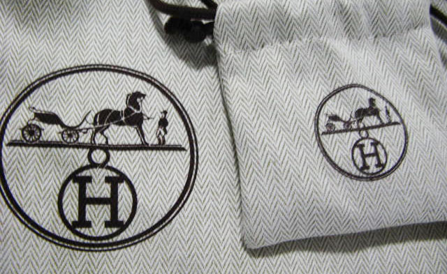How to spot a fake Hermes dust bag | CloverSac
